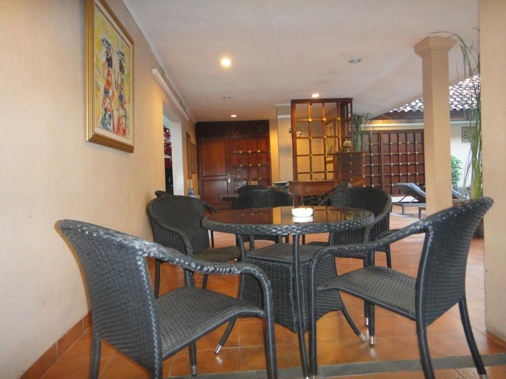 Balira Airport Hotel Kuta Lombok Buitenkant foto