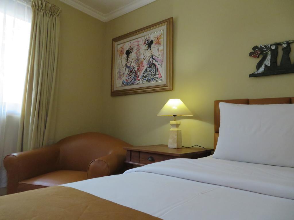Balira Airport Hotel Kuta Lombok Buitenkant foto