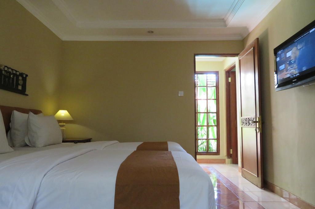 Balira Airport Hotel Kuta Lombok Buitenkant foto