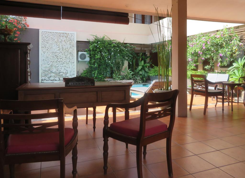 Balira Airport Hotel Kuta Lombok Buitenkant foto